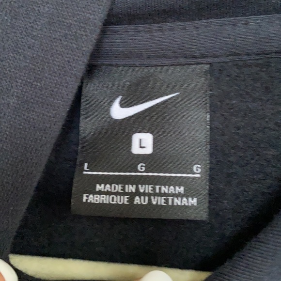 Boys Nike hoodie - Picture 2 of 3